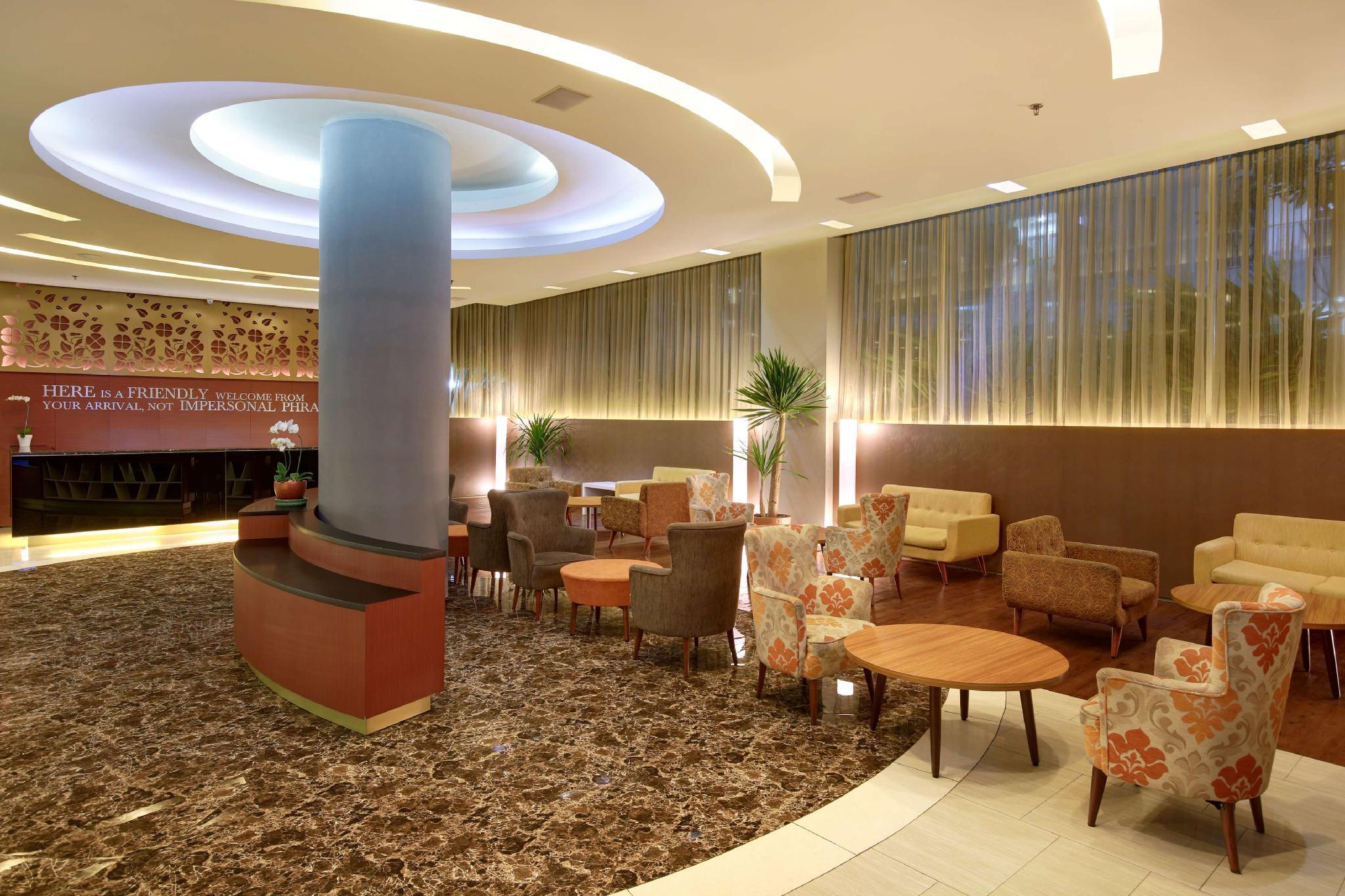 Kyriad Hotel Airport Jakarta Тангеранг Екстериор снимка