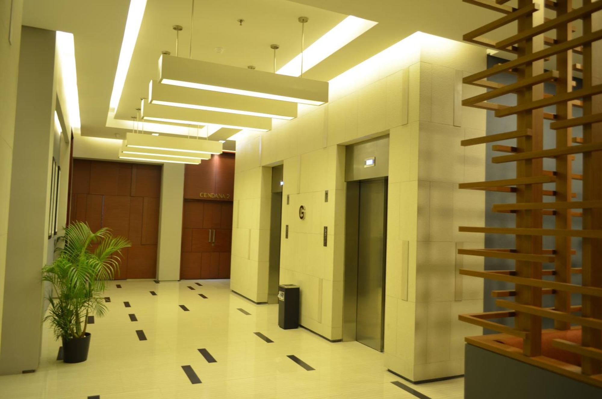 Kyriad Hotel Airport Jakarta Тангеранг Екстериор снимка