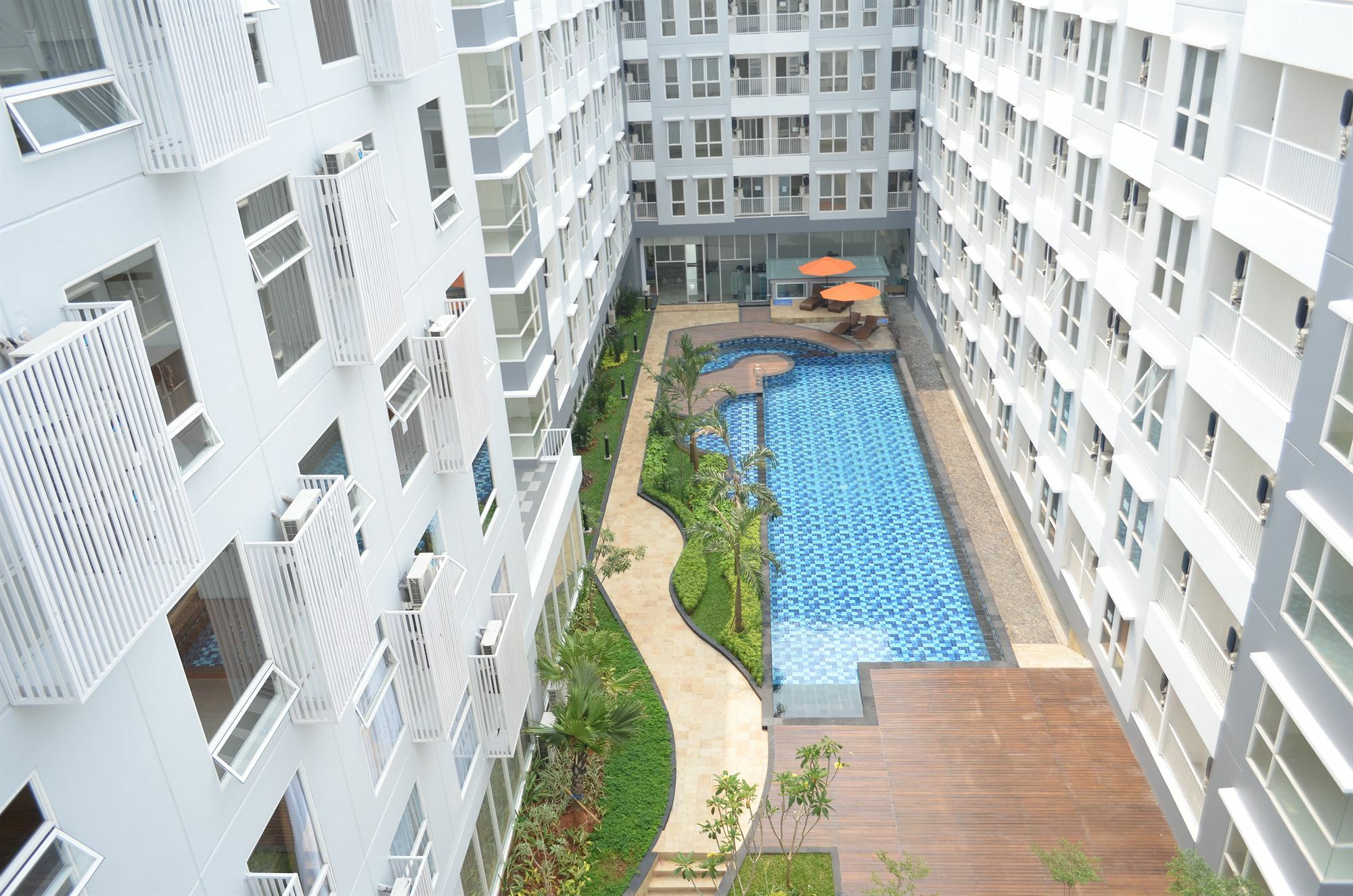 Kyriad Hotel Airport Jakarta Тангеранг Екстериор снимка